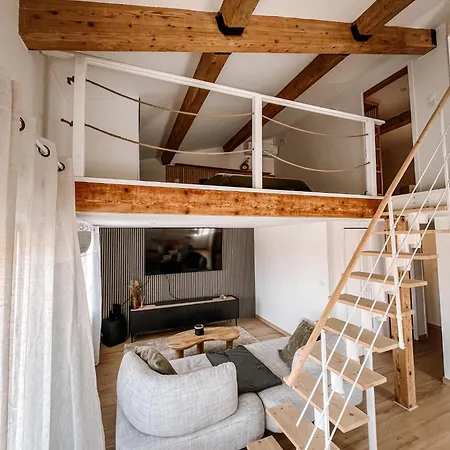 Le Charme Proche De La Mer Apartment *